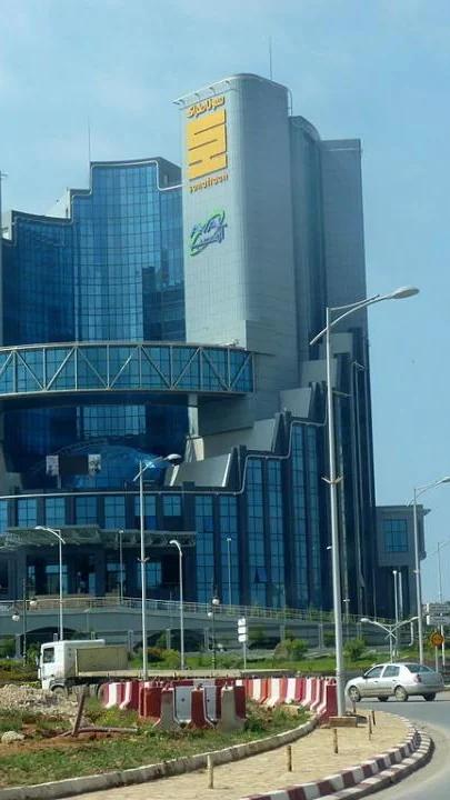 انتقادات لفعالية الرقابة البرلمانية