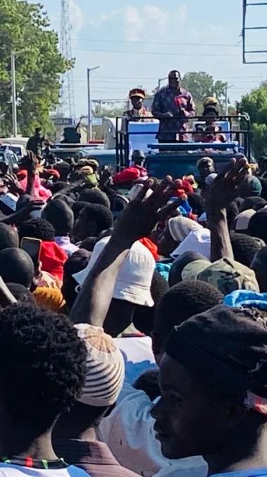 Chakwera poursuit les rencontres avec les enseignants