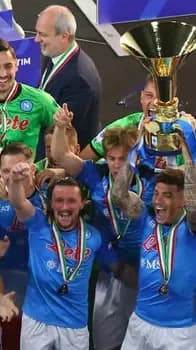 Naples sacré champion de la Série A
